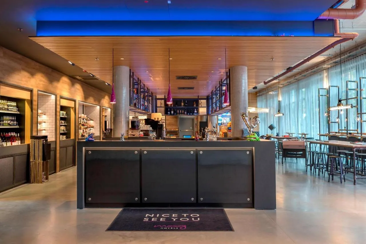Moxy Ludwigshafen Hotel Germany