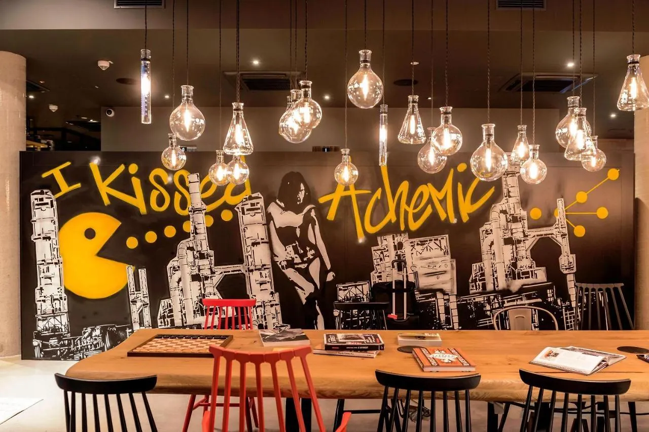 Moxy Ludwigshafen Hotel 4*, Ludwigshafen am Rhein Germany